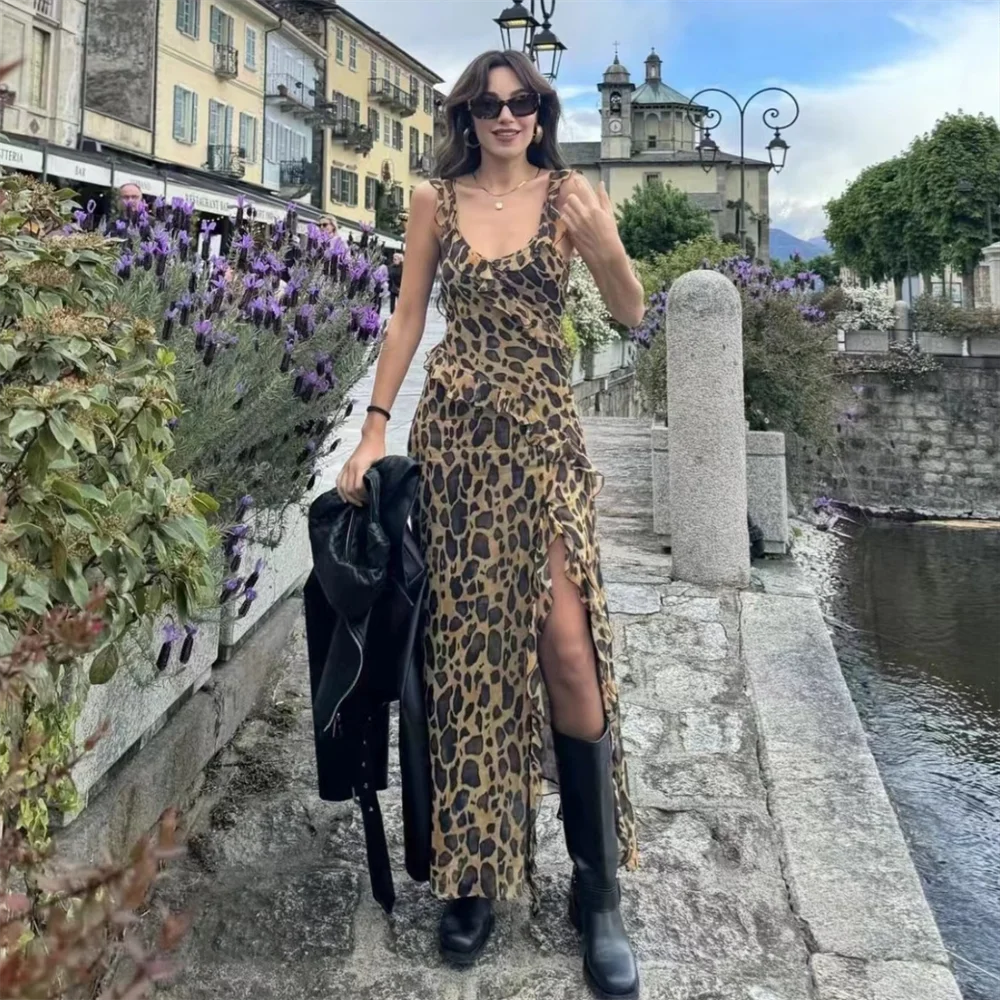 Queensays 2024 Spring New Women's Fashion and Elegance Slim Fit Versatile Leopard Print Layered Decorative Dress